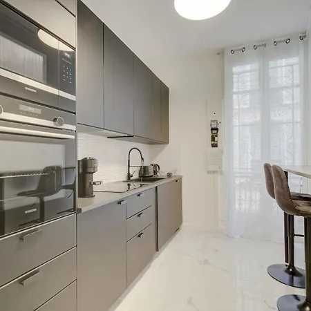 아파트 Le Parisien Chic Et Contemporain